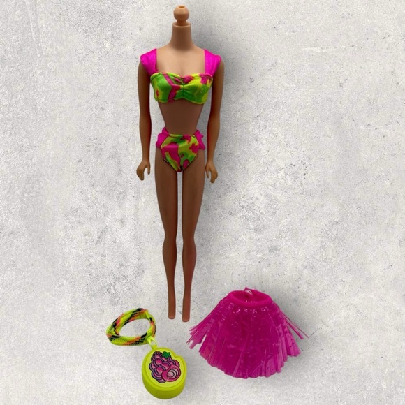 Vintage 1990 Hawaiian Fun Barbie #5940 Outfit Swimsuit Hula Skirt Bracelet Brush - Picture 7 of 11